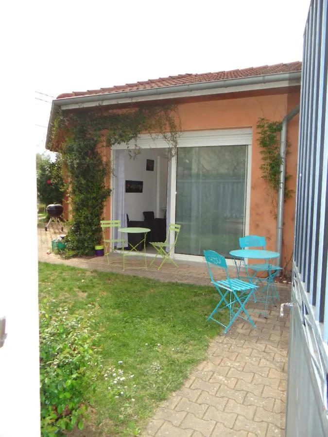 Trendy Studios Tassin Apartment Tassin-la-Demi-Lune