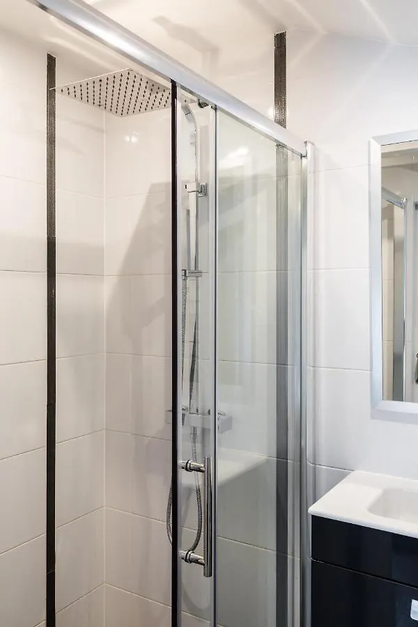 Apartment Trendy Studios Tassin